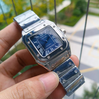 Reloj modelo Cartier Azul