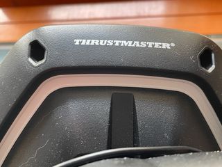 Volante Thrustmaster per PS4/PS5