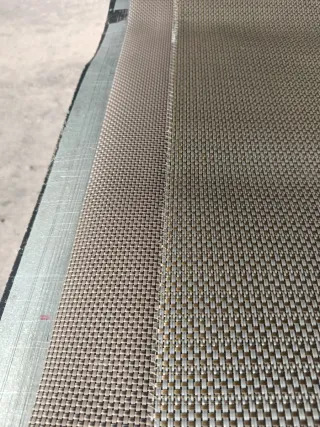 Alfombra vinilo beige y gris