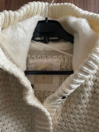 Chaleco Zara punto capucha