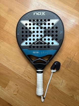 Pala de pádel NOX reparada