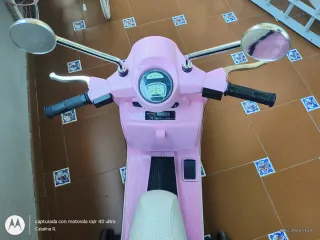 Moto Vespa Infantil Rosa