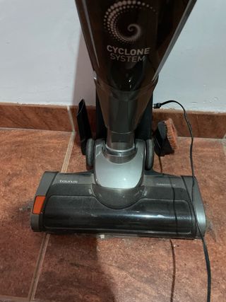 Aspiradora Taurus Unlimited 25.6 Lithium