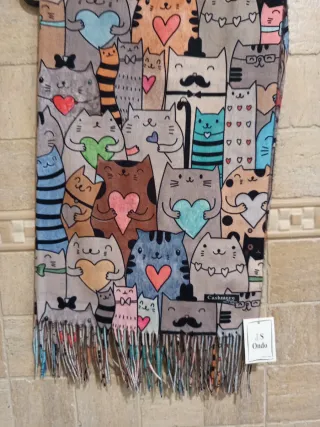 Bufanda Kawaii Gatitos Corazones