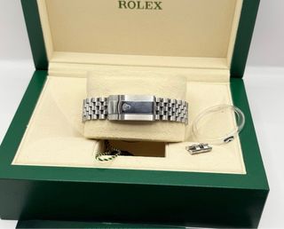Rolex Date Just 126300 esfera negra