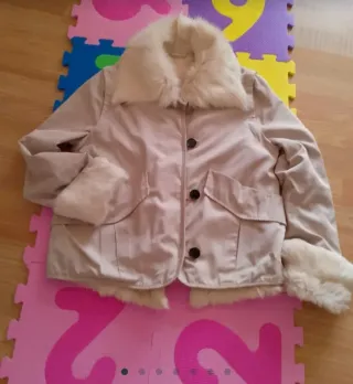 LOTE Cuatro abrigos negros y beige OFERTA