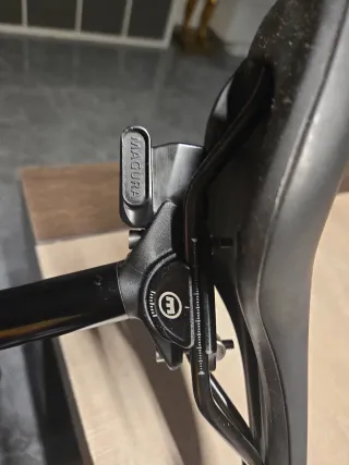 Tija Magura Vyron Inalambrica