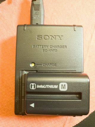 Monitor Sony CLM-V55 + Cargador + Batería