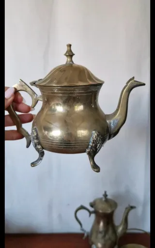 Servizio Vintage in Metallo