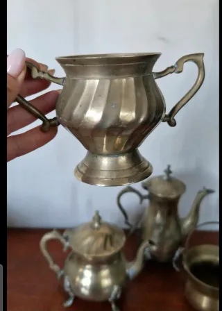 Servizio Vintage in Metallo