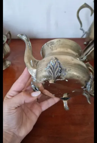 Servizio Vintage in Metallo