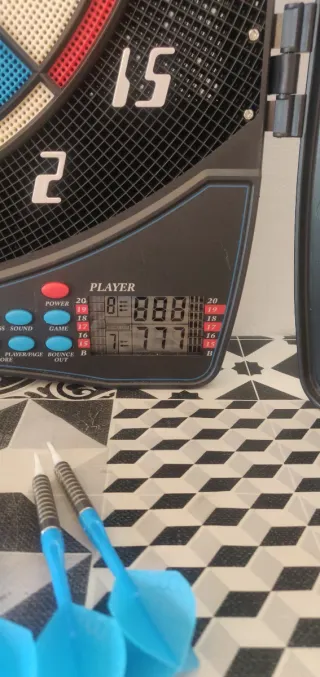 Diana Electrónica con Dardos