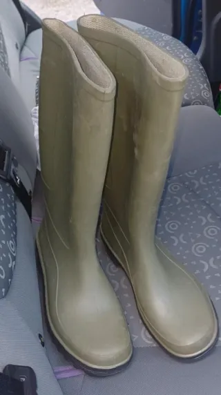 Stivali antipioggia verdi