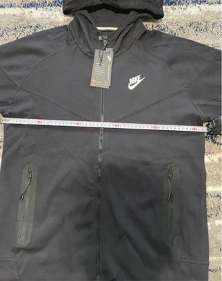 Tuta Nike Tech Fleece nuova con cartellino