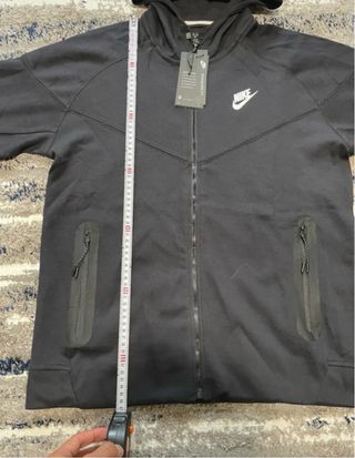 Tuta Nike Tech Fleece nuova con cartellino