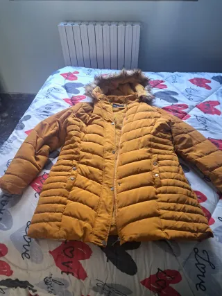 Abrigo Plumas Mujer Mostaza Talla XL