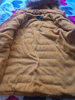 Abrigo Plumas Mujer Mostaza Talla XL