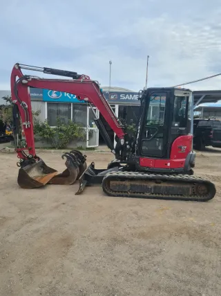Miniexcavadora Yanmar Vio57-6B