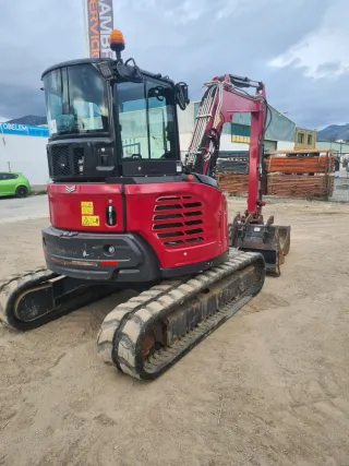 Miniexcavadora Yanmar Vio57-6B