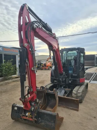 Miniexcavadora Yanmar Vio57-6B