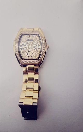 Reloj Guess Dorado y Negro Hombre