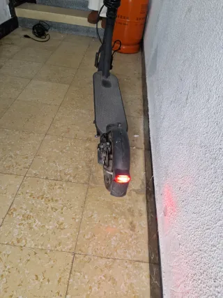 Patinete Eléctrico Xiaomi + cargador