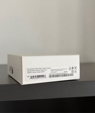 NUOVO Apple Caricatore 20W Originale 2025