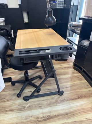 Mesa de escritorio madera y metal