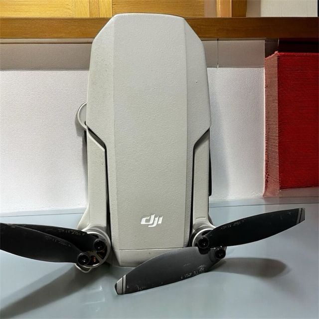 Dron DJI Mavic Mini Combo