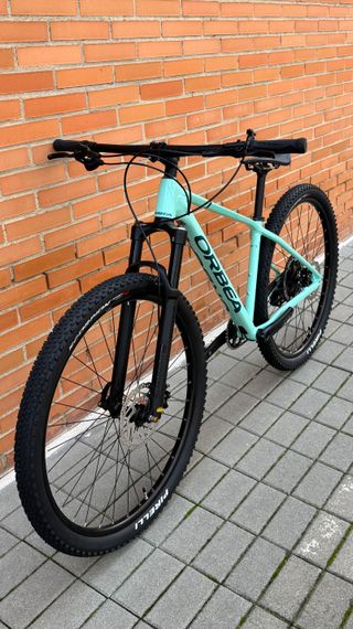Bicicleta Orbea Alma H30.