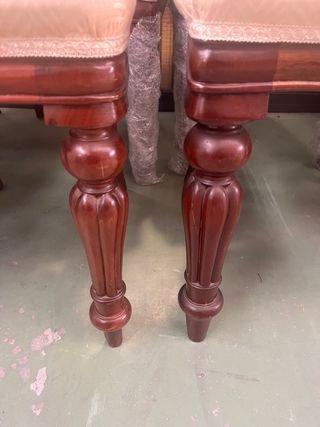 set de 6 Sillas Isabelinas Caoba Tapizadas Beige