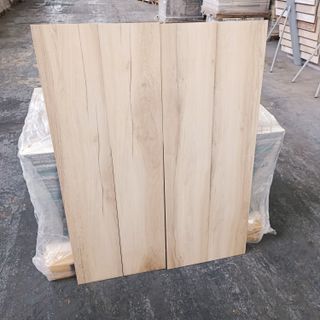 Azulejo madera haya 23x120 lote 150m2