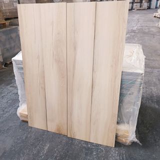 Azulejo madera haya 23x120 lote 150m2