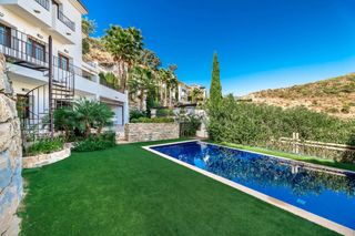Five-bedroom villa for sale!!! Benahavis!