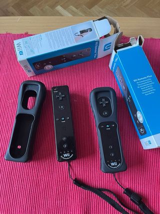 Nintendo Wii U+ 6 juegos + 2 mandos + accesorios