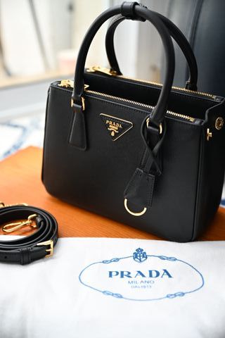 Borsa Prada in pelle Saffiano