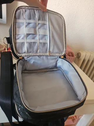 Mochila para manicuristas negra y dorada