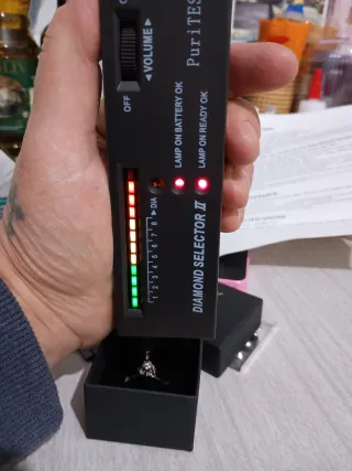 Anillo de Oro Blanco de 18k con Diamante VINTAGE