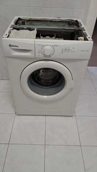 Lavadora Balay Blanca.
