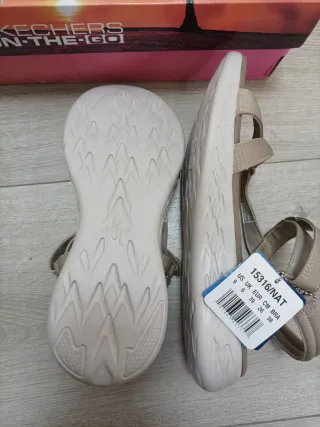 Skechers Sandalias On-The-go 600 Brilliancy  39