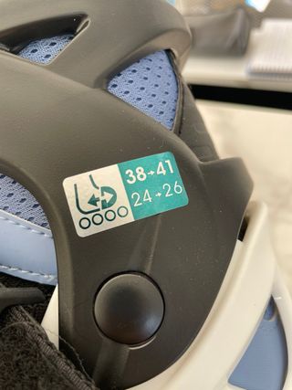 Patines en línea azules y negros talla 38-41