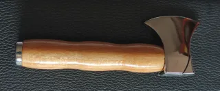 Encendedor Hacha Madera y Metal