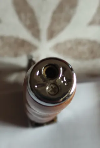 Encendedor Hacha Madera y Metal