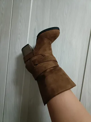 Botín marrón. Nuevo