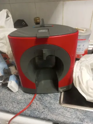 Cafetera de cápsulas Krups Roja