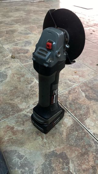 Radial Würth a batería con maletín