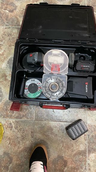 Radial Würth a batería con maletín