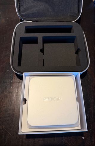 GEEKOM A9 Max Mini PC AMD Ryzen AI 9 HX370