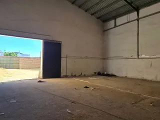 Alquiler de Nave en avenida de Mairena del Alcor