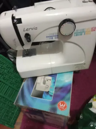 Máquina de coser Toyota